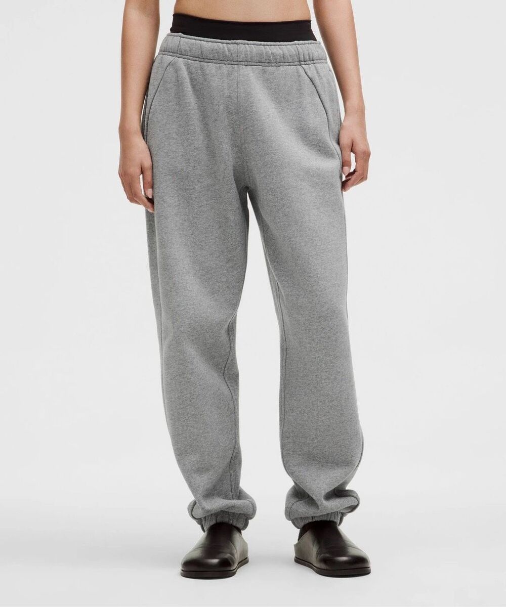 Women's lululemon Heathered Core Ultra Light Grey Scuba Mid-Rise Oversized Jogge